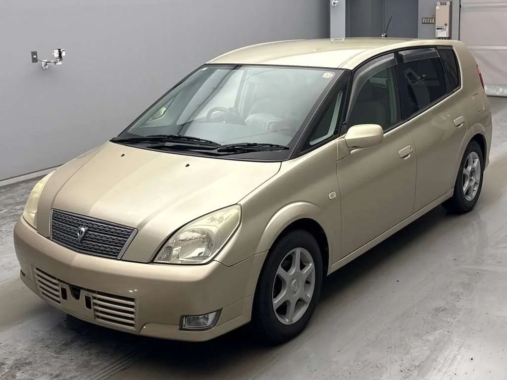 Toyota Opa  с аукциона в Японии