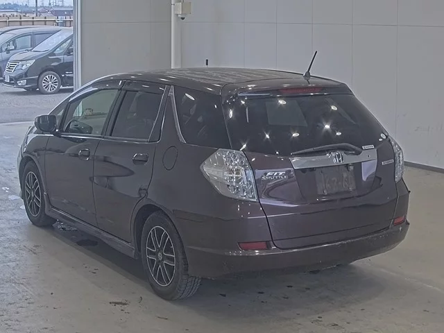 Honda Fit Shuttle  с аукциона в Японии