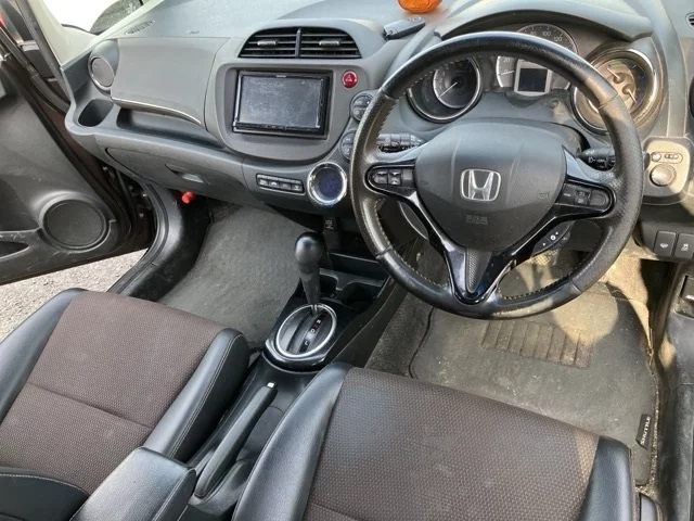 Honda Fit Shuttle  с аукциона в Японии