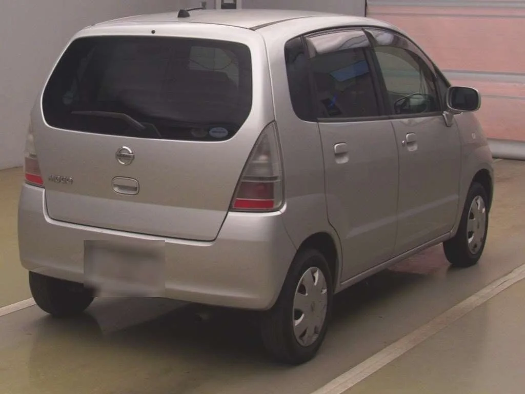 Nissan Moco  с аукциона в Японии