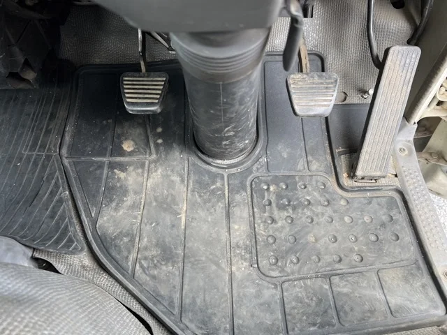 Isuzu Elf  с аукциона в Японии