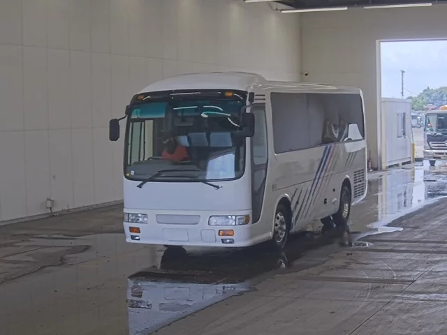 Isuzu Journey  с аукциона в Японии