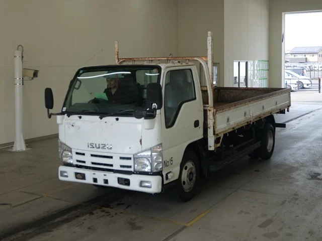 Isuzu Elf  с аукциона в Японии