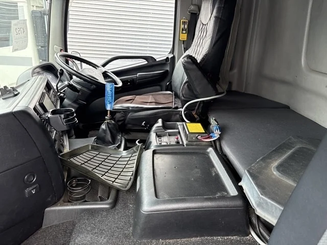 Hino Profia  с аукциона в Японии