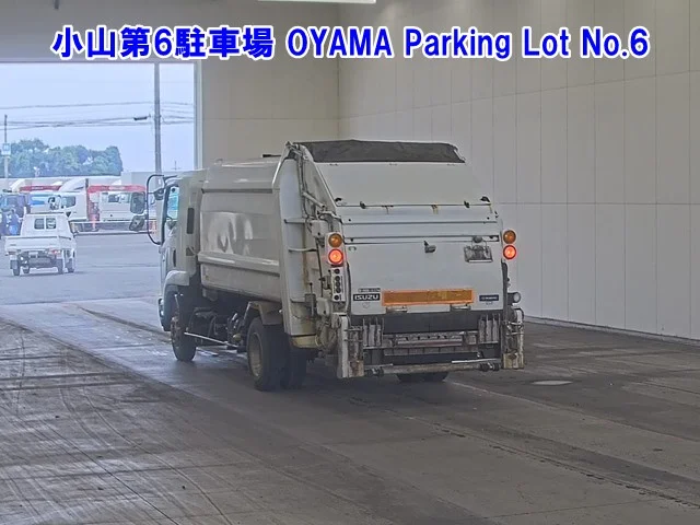 Isuzu Forward  с аукциона в Японии