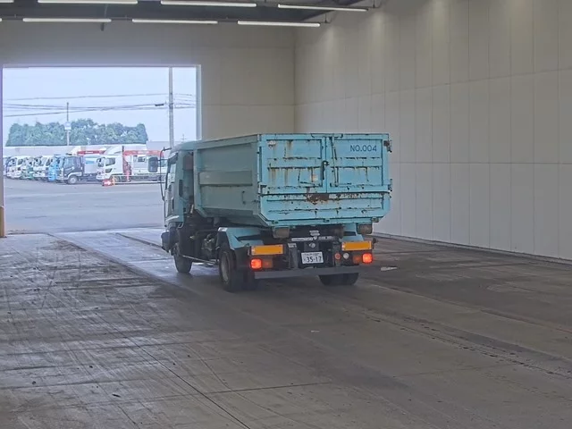 Isuzu Forward  с аукциона в Японии