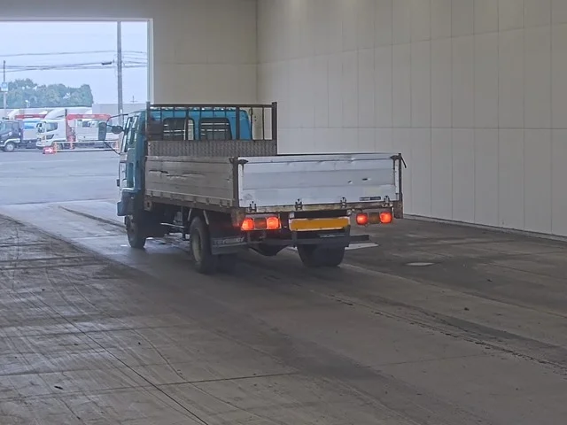 Isuzu Forward  с аукциона в Японии