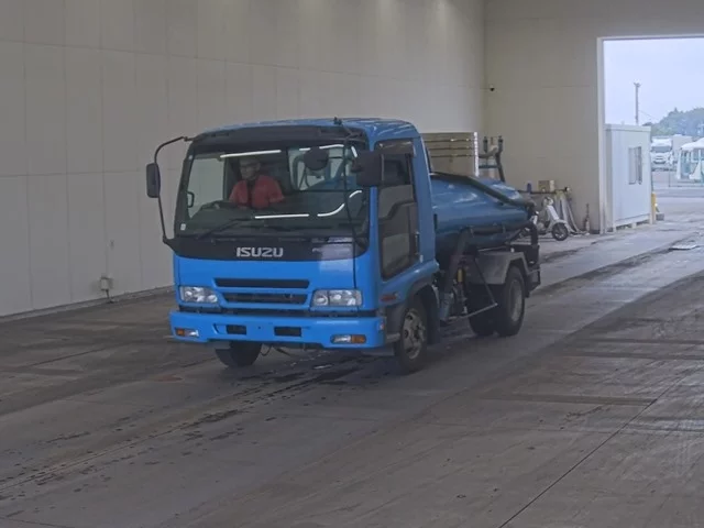 Isuzu Forward  с аукциона в Японии