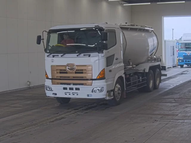 Hino Profia  с аукциона в Японии