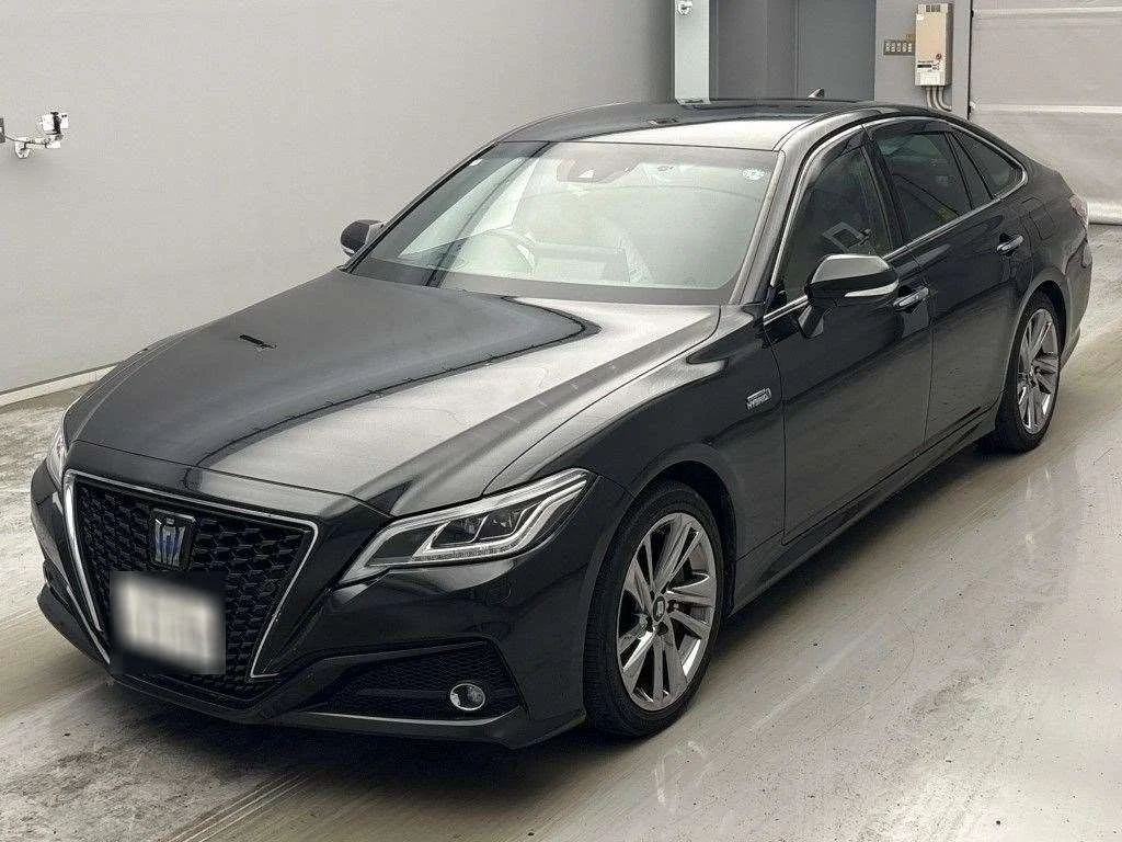 Toyota CROWN HYBRID  с аукциона в Японии