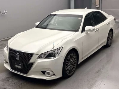 Статистика аукционов Toyota Crown