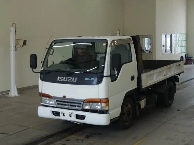 Isuzu Elf  с аукциона в Японии