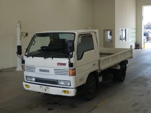Mazda Titan  с аукциона в Японии