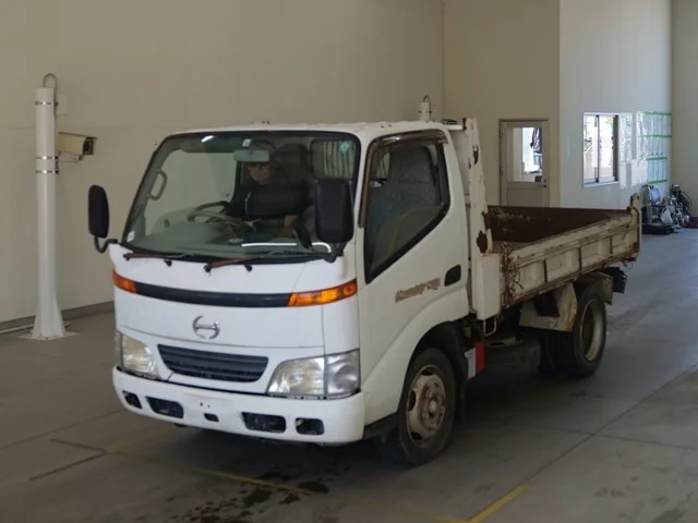 Hino Dutro  с аукциона в Японии