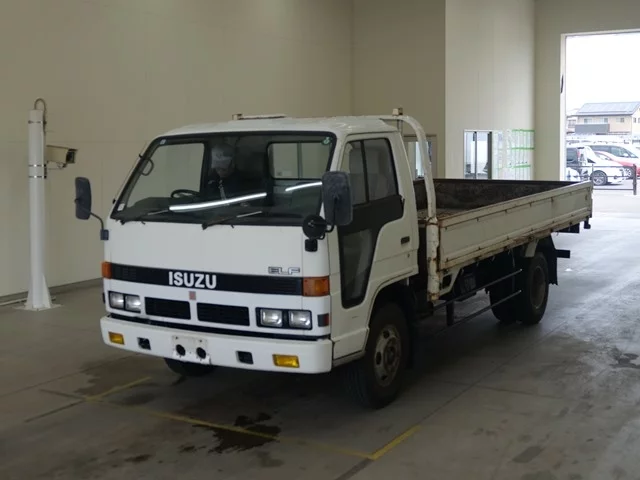 Isuzu Elf  с аукциона в Японии