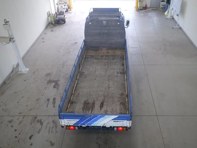 Isuzu Elf  с аукциона в Японии