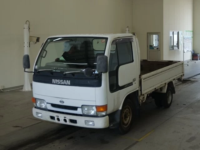 Nissan Atlas  с аукциона в Японии
