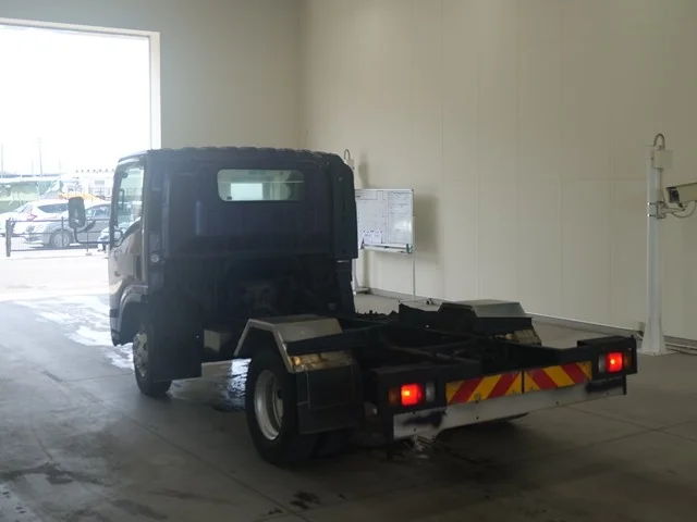 Isuzu Elf  с аукциона в Японии