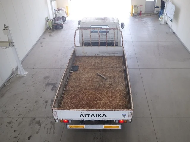 Isuzu Elf  с аукциона в Японии
