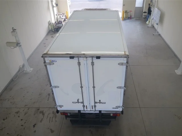 Hino Dutro  с аукциона в Японии