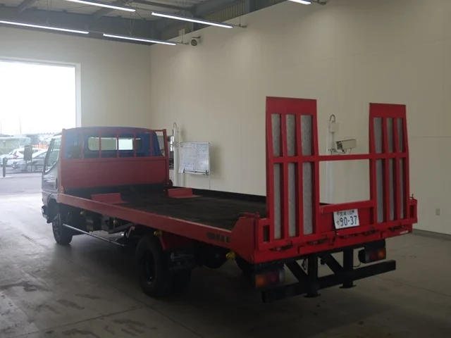 Mitsubishi Fuso Canter  с аукциона в Японии