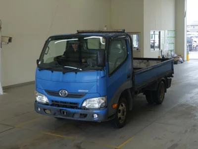 TOYOTA DYNA