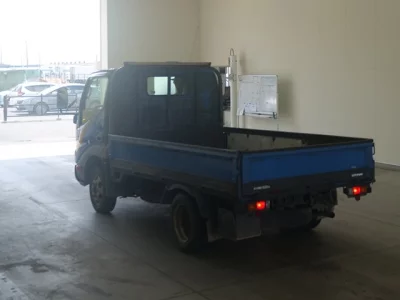 TOYOTA DYNA