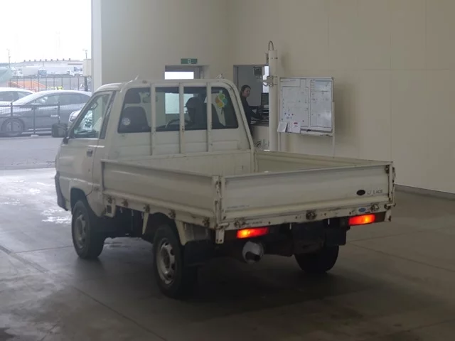 Toyota LiteAce  с аукциона в Японии