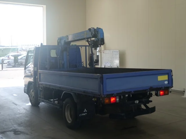 Mitsubishi Fuso Canter  с аукциона в Японии