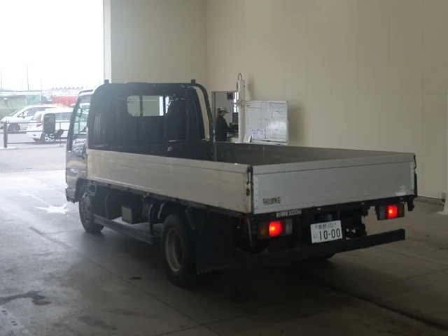 Isuzu Elf  с аукциона в Японии