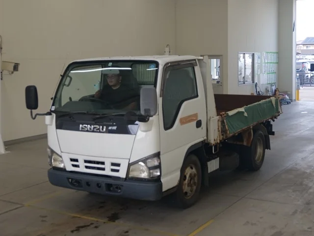 Isuzu Elf  с аукциона в Японии