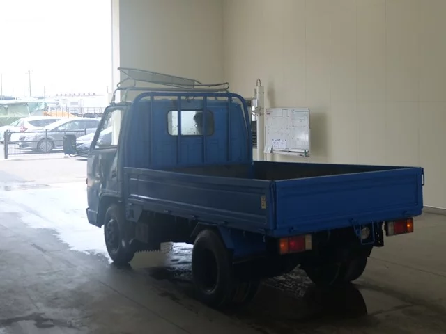 Isuzu Elf  с аукциона в Японии
