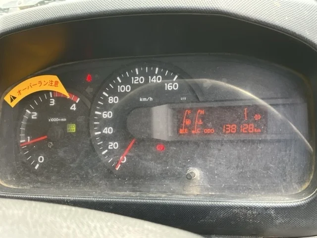 Hino Dutro  с аукциона в Японии
