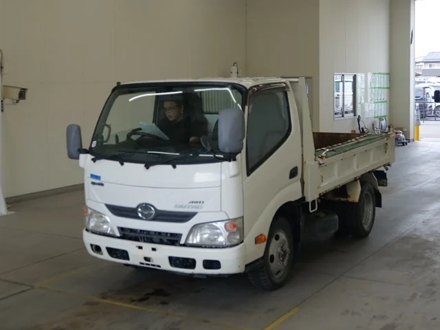 Hino Dutro  с аукциона в Японии
