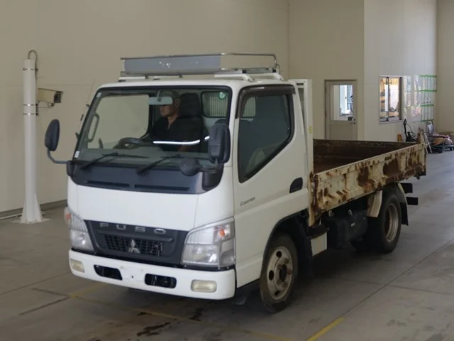 Mitsubishi Fuso Canter  с аукциона в Японии