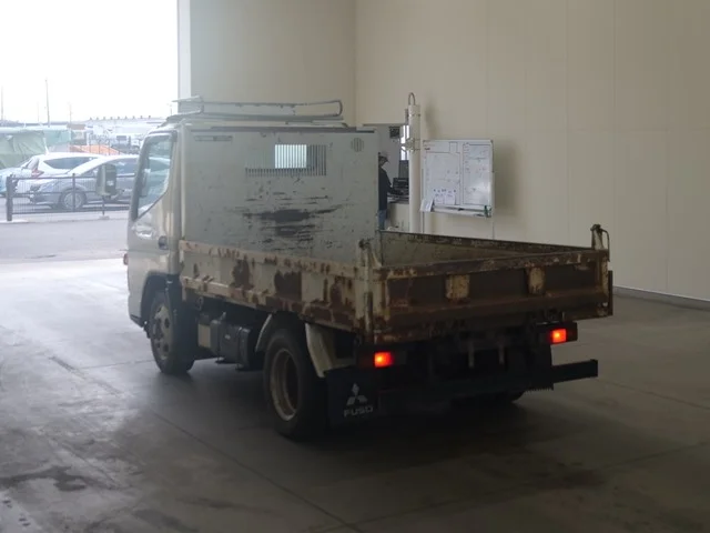 Mitsubishi Fuso Canter  с аукциона в Японии