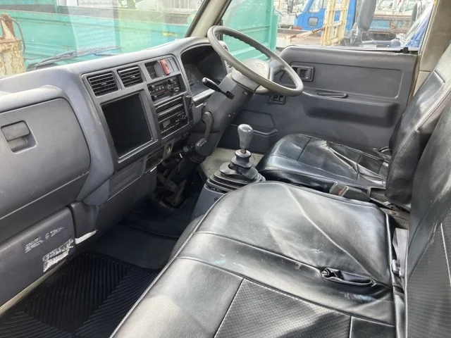 Toyota Dyna  с аукциона в Японии