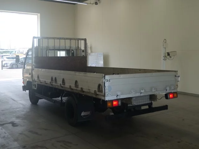 Mitsubishi Fuso Canter  с аукциона в Японии
