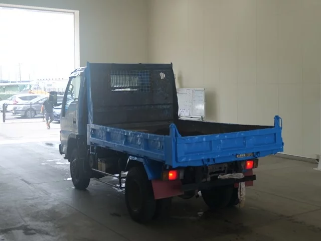 Isuzu Elf  с аукциона в Японии