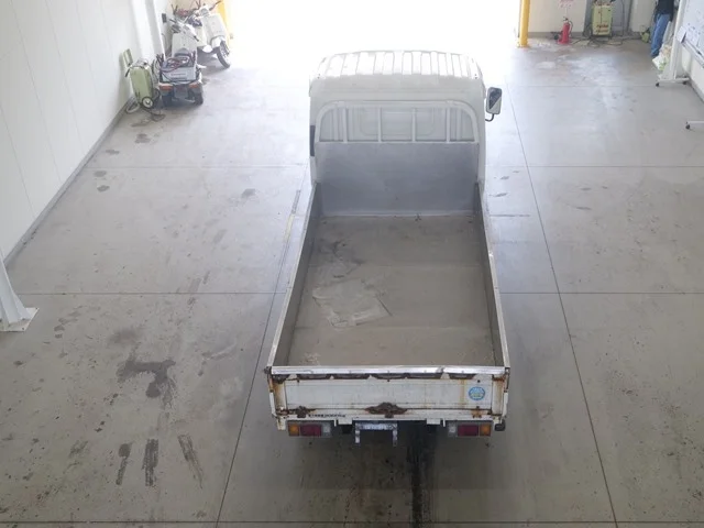 Isuzu Elf  с аукциона в Японии