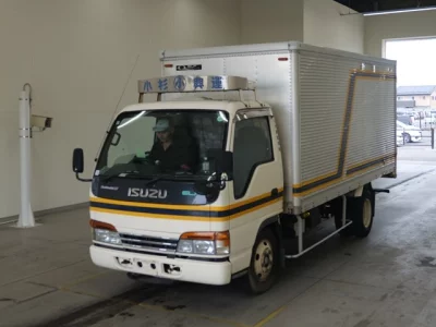 Isuzu Elf