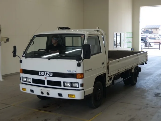 Isuzu Elf  с аукциона в Японии