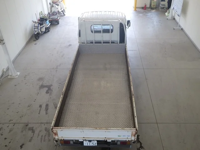 Isuzu Elf  с аукциона в Японии