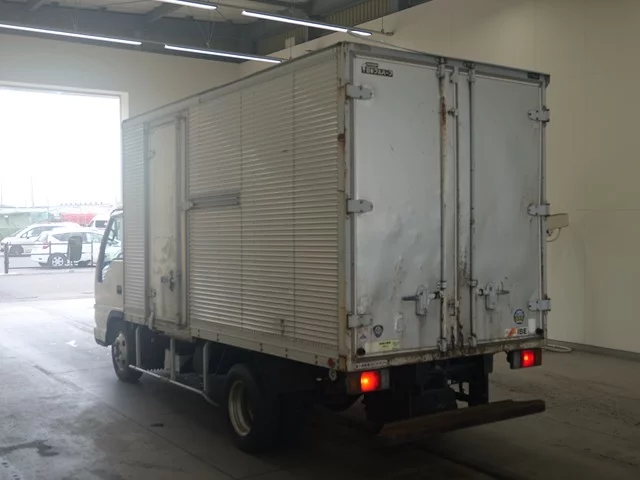 Isuzu Elf  с аукциона в Японии