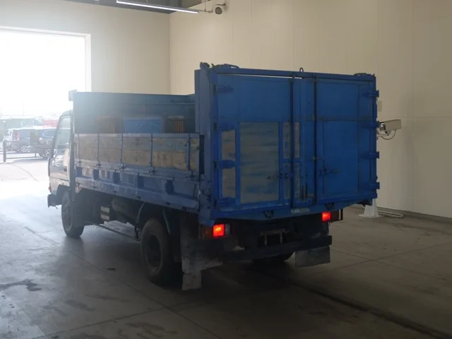 Mitsubishi Fuso Canter  с аукциона в Японии