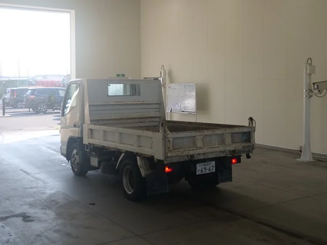 Mitsubishi Fuso Canter  с аукциона в Японии