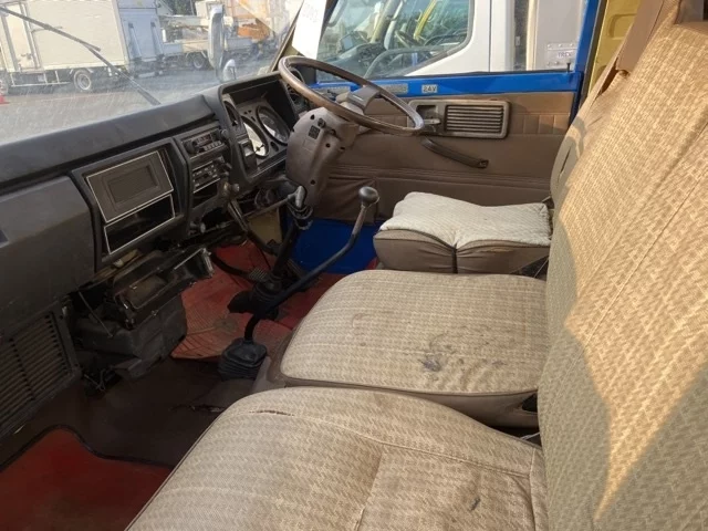 Mitsubishi Fuso Canter  с аукциона в Японии