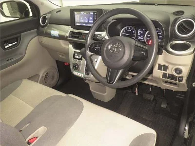 Toyota Pixis Joy