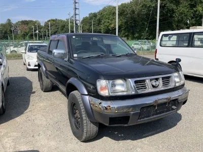 NISSAN DATSUN
