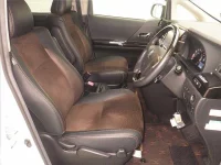 Цена авто Toyota Alphard с аукционов Японии, номер кузова ANH20W, пробег 140 000, оценка 6